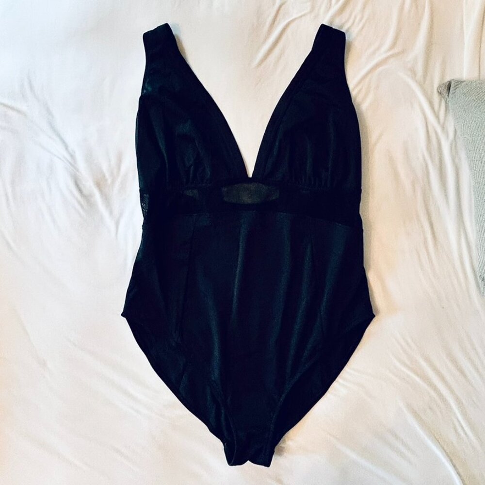 Cacique One Piece Swimsuit with Plunging Neckline & Mesh Insert in Black Size 18
